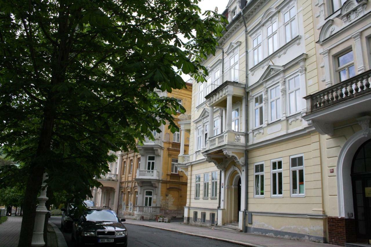 With Love Marienbad Ap . Anglicka Екстер'єр фото